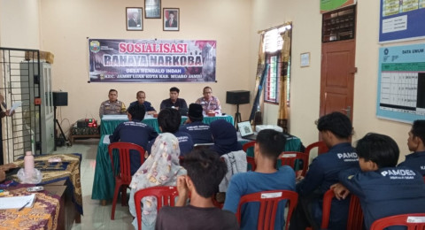 Pemdes Mendalo Indah Sosialisasikan Bahaya Narkoba ke Karang Taruna